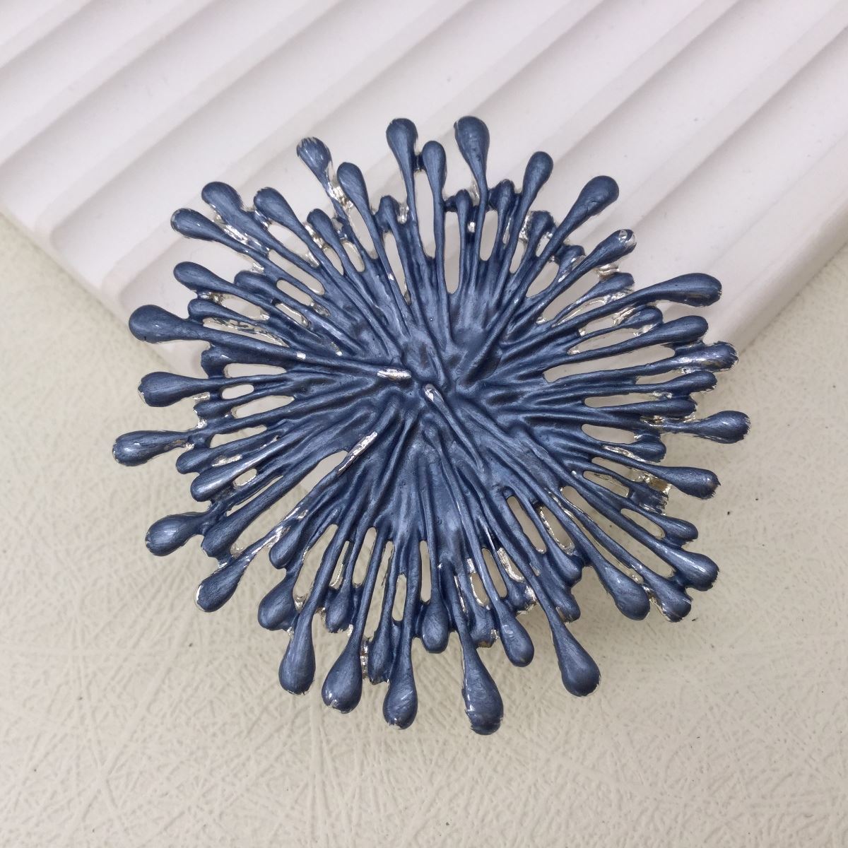 Blue starburst magnetic brooch and scarf clip